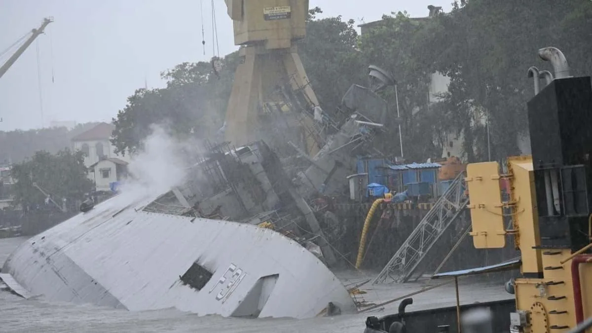 ins-brahmaputra-damaged-in-fire